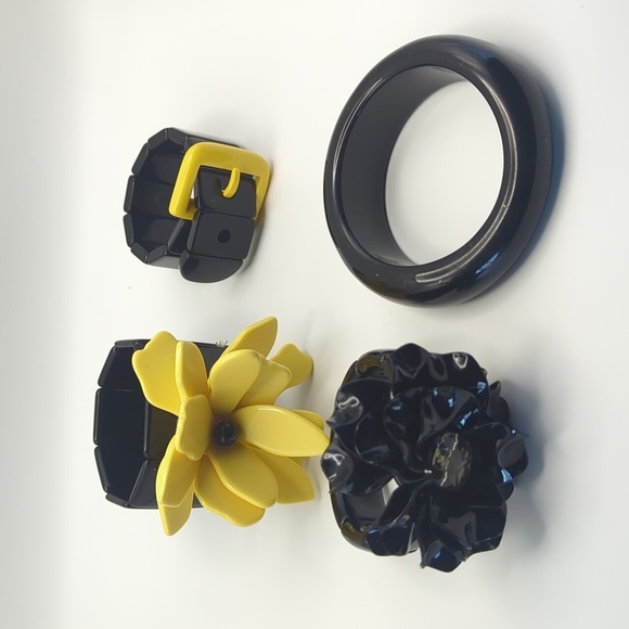 Source Unknown Jewelry - Vintage '80s Black and Yellow acrylic bracelet set